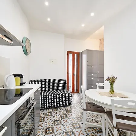 Lejlighed Helloapulia Casa Sanpa *